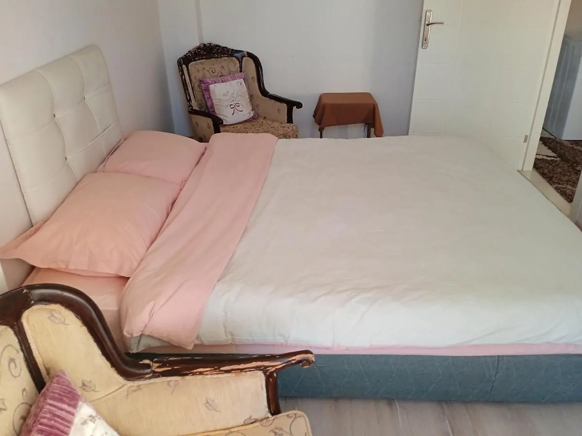 Aykor Guest House Homestay Lodge Rooms Antalya 0*,